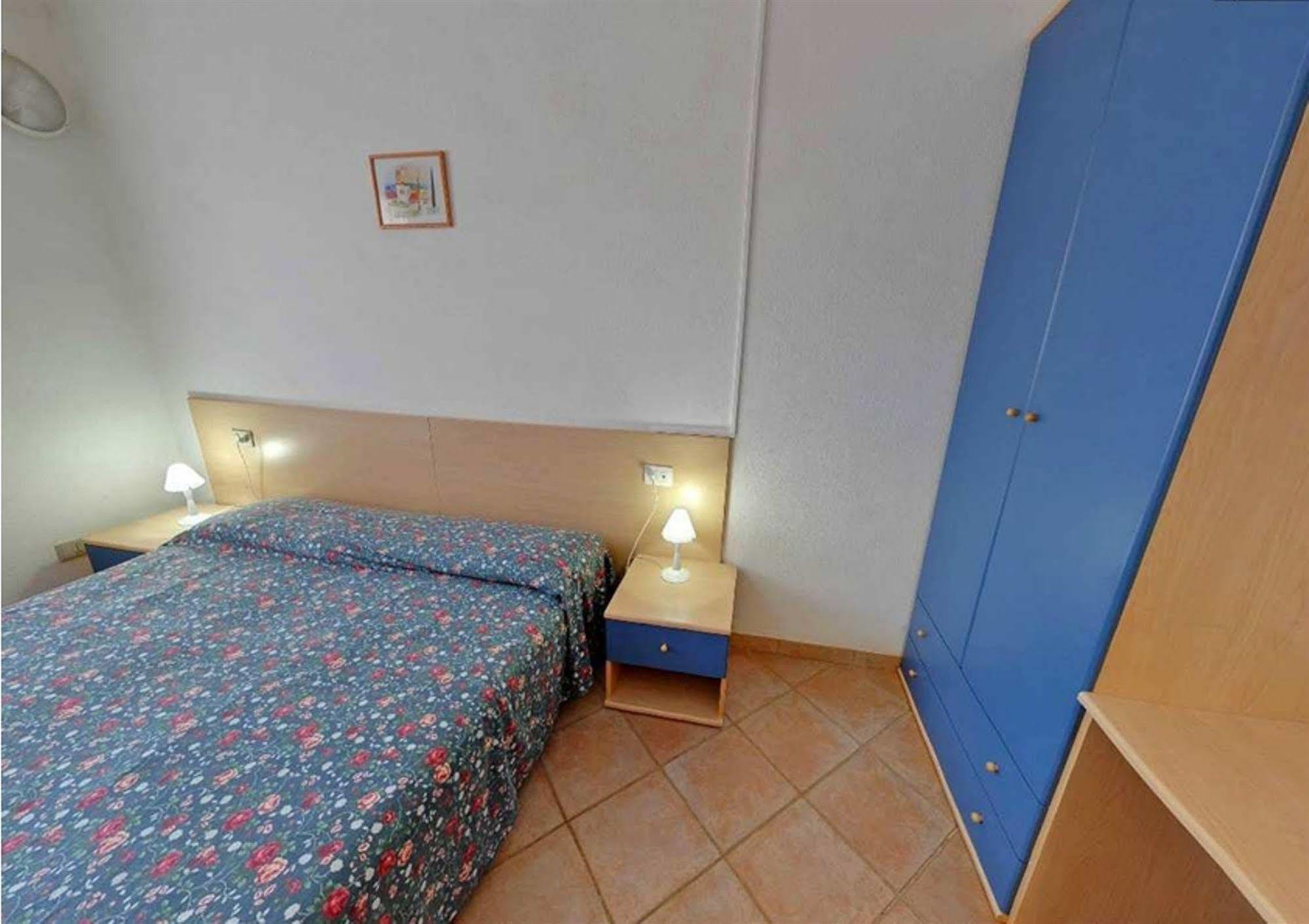 Il Borgo Di Porto Corallo Aparthotel *