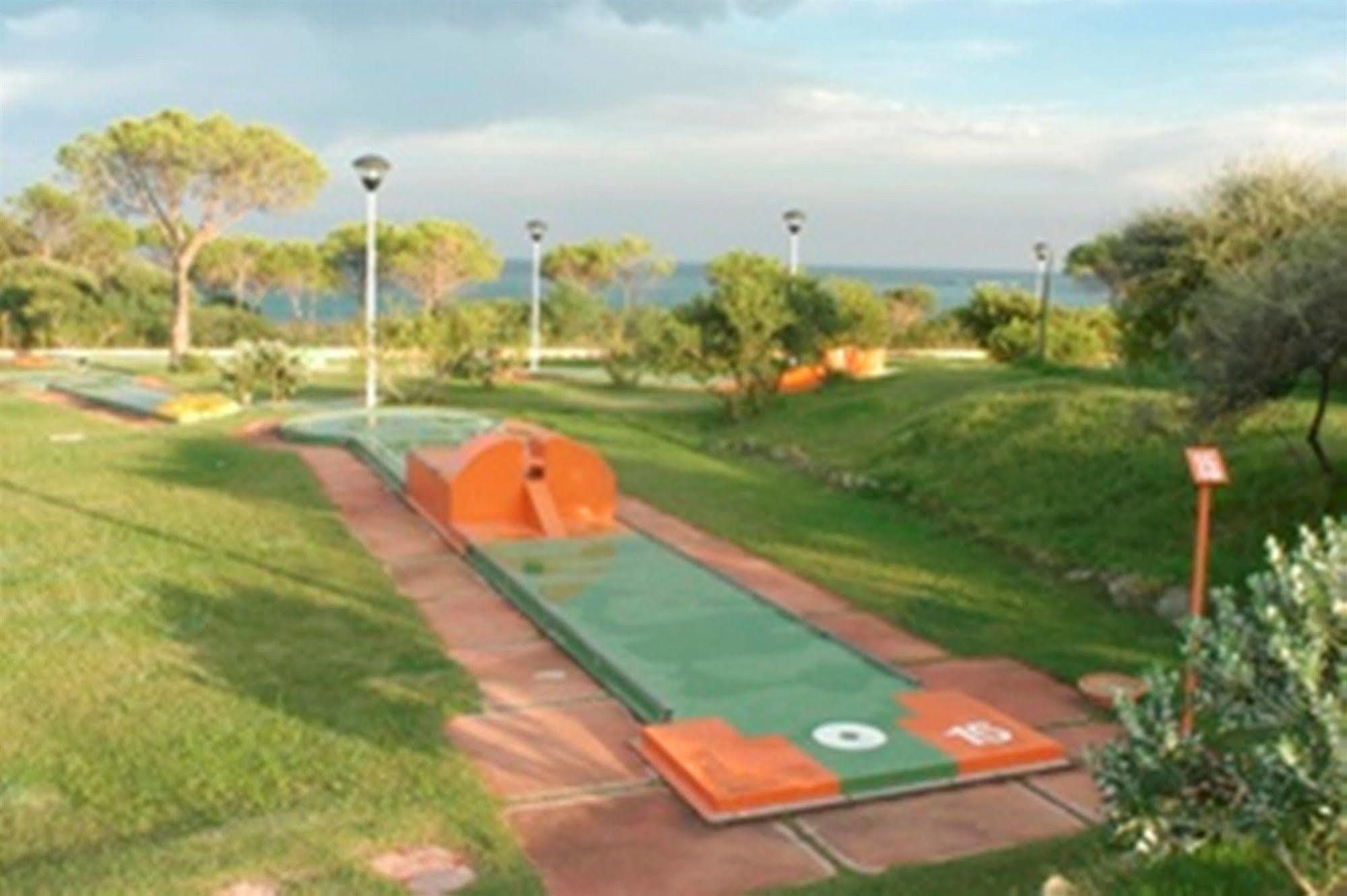 Il Borgo Di Porto Corallo Aparthotel