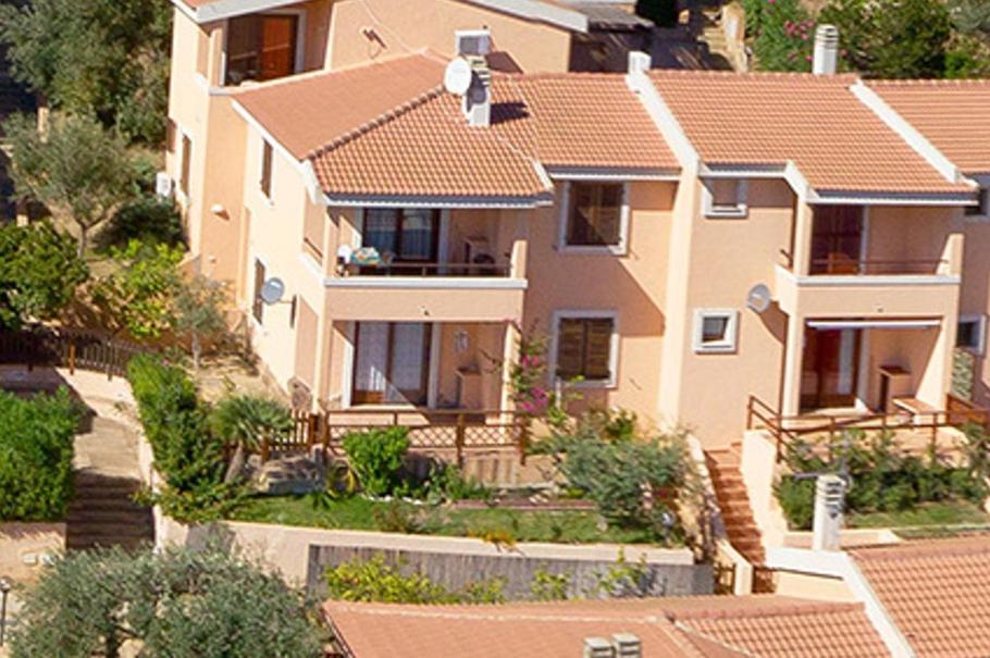Il Borgo Di Porto Corallo *