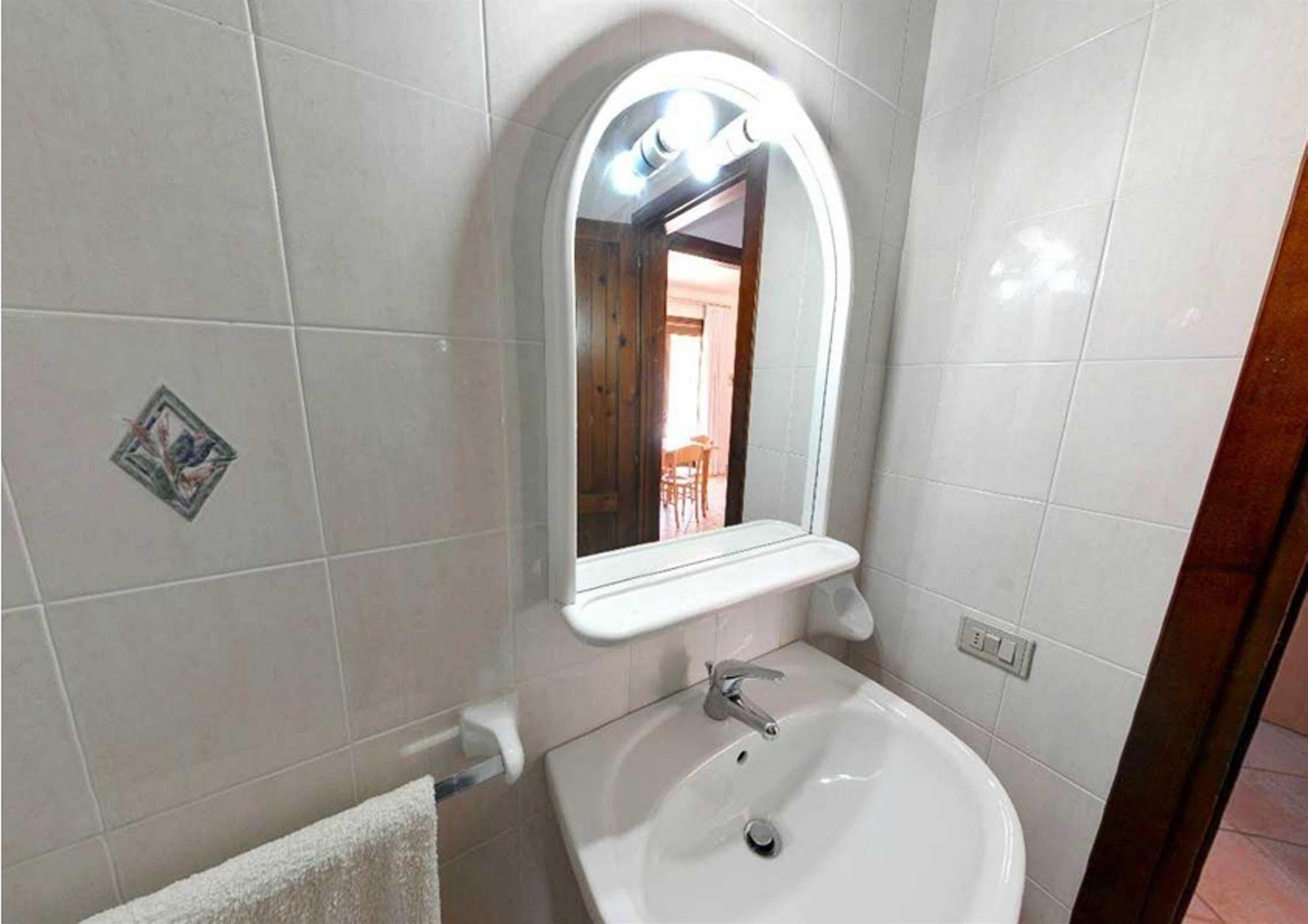 Aparthotel Il Borgo Di Porto Corallo